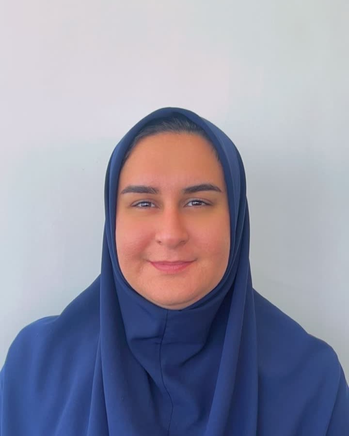 فاطمه اسفندیاری