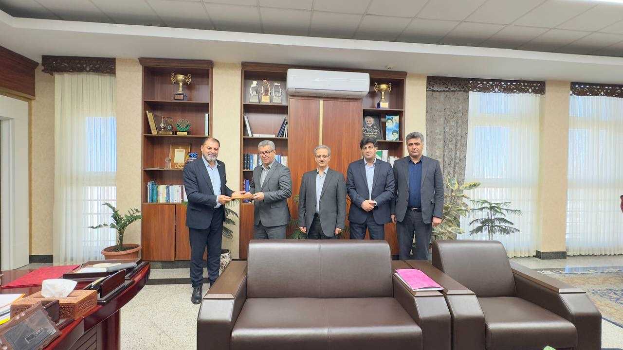 عقد تفاهم‌نامه همکاری میان صندوق پژوهش و فناوری مازندران و بانک ملی ایران