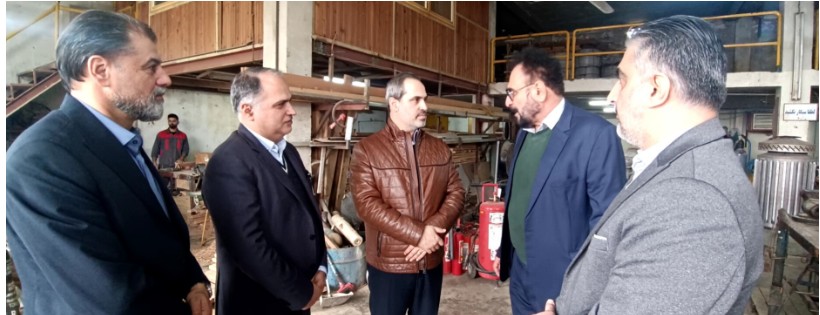 بازدید رئیس هیأت‌مدیره و مدیرعامل صندوق پژوهش و فناوری مازندران از شرکت‌های دانش‌بنیان دریایی با تأکید بر توسعه فناوری‌های بومی در صنعت دریایی کشور